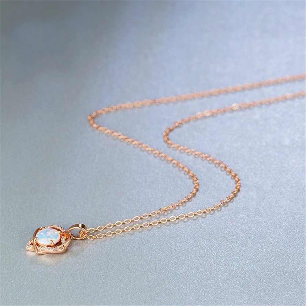 Collier Pendentif en Forme de Cœur pour Femme – Élégance et Romance