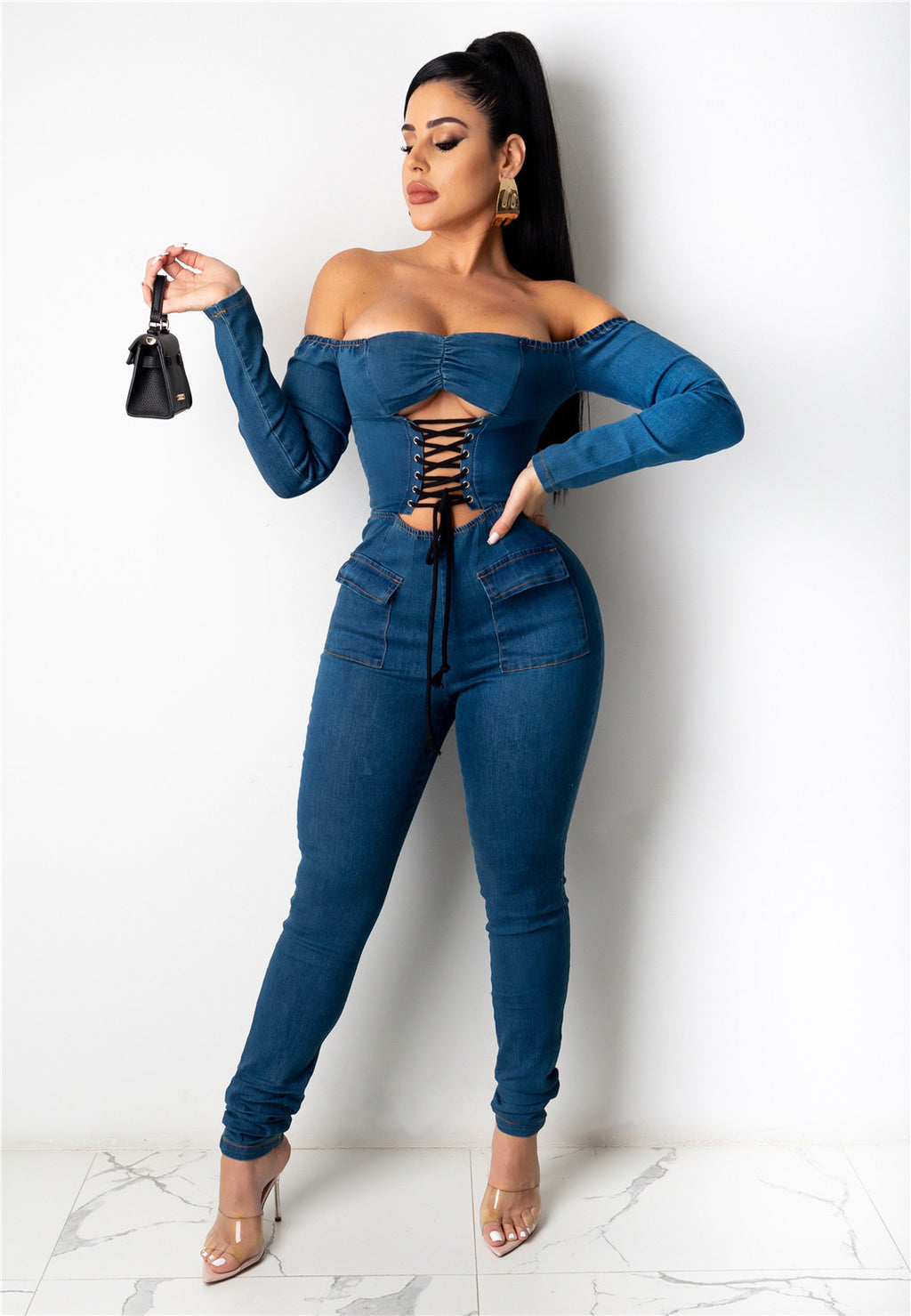 Combinaison Femme – Denim à Bretelles et Épaules Dénudées